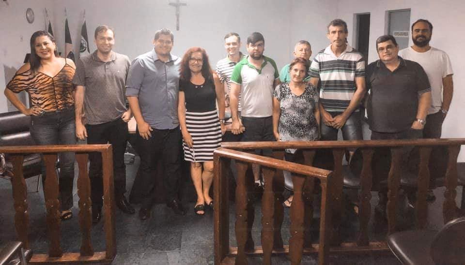 56960640 2678621042153179 601433367199612928 n - Deputado Estadual Alexandre Xambinho visita Iconha e ouve demanda de lideranças do município.
