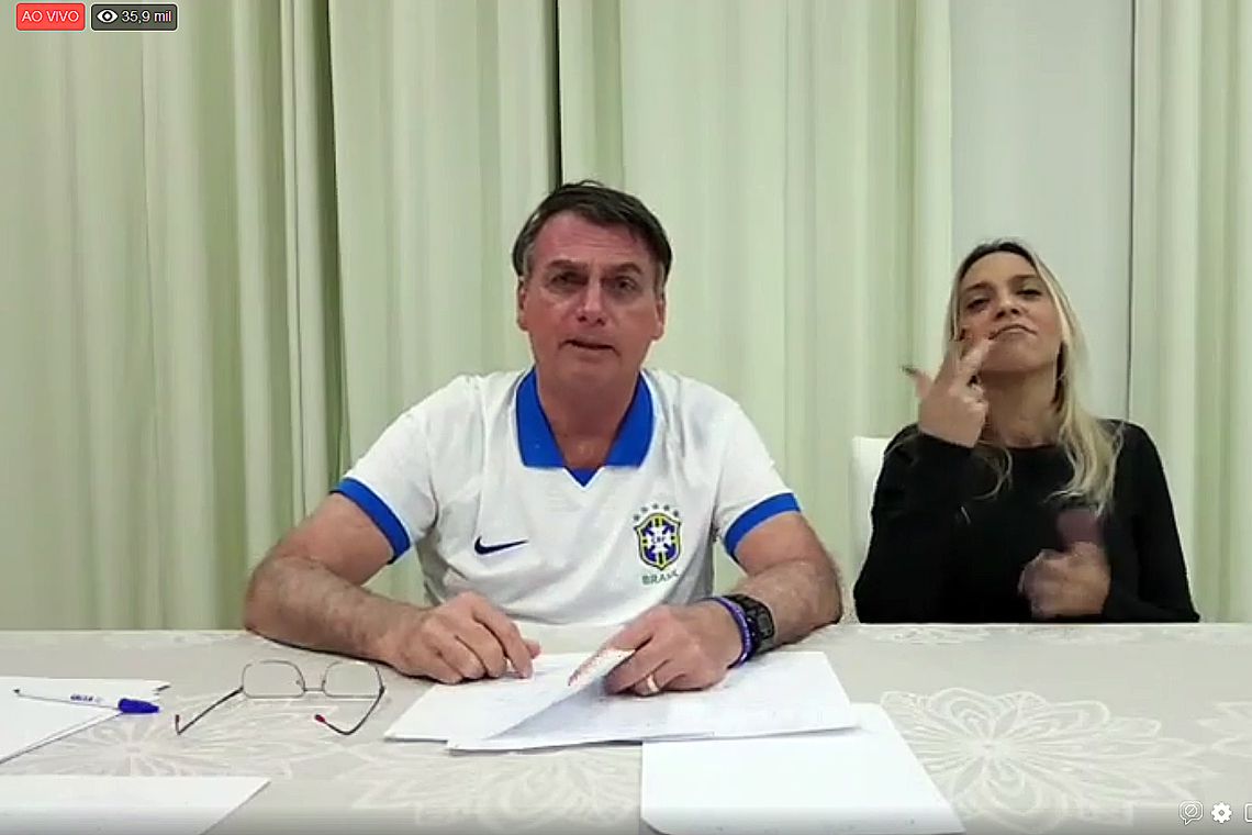 Bolsonaro rejeita regulamentação da mídia no Brasil