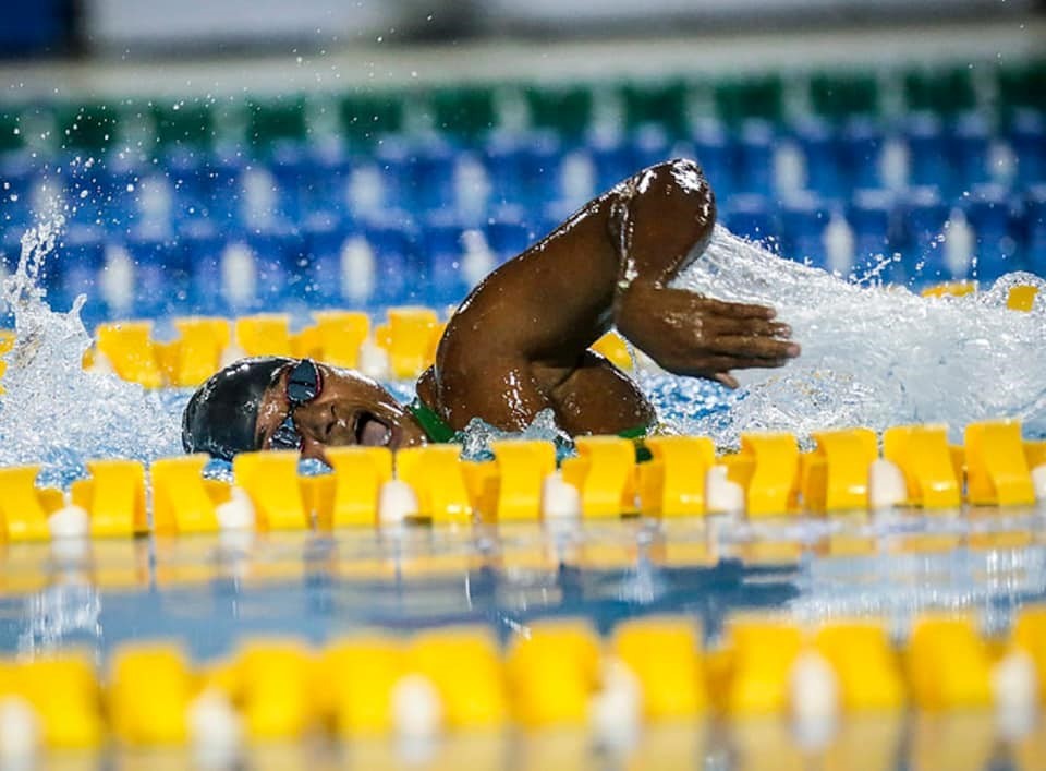 Nadadora paralímpica capixaba disputará campeonato internacional