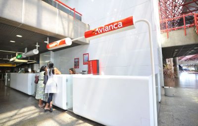 avianca 400x255 - Avianca cancela mais de 300 voos