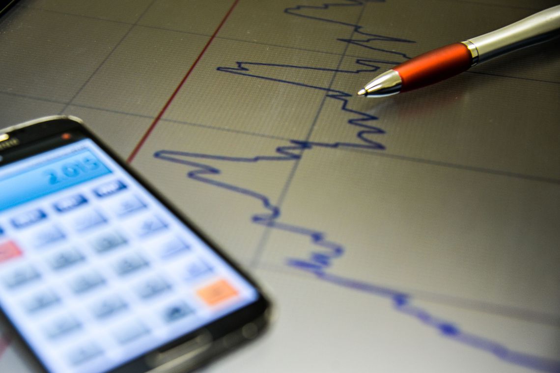 Confiança dos empresários cai 2,7 pontos de fevereiro para março