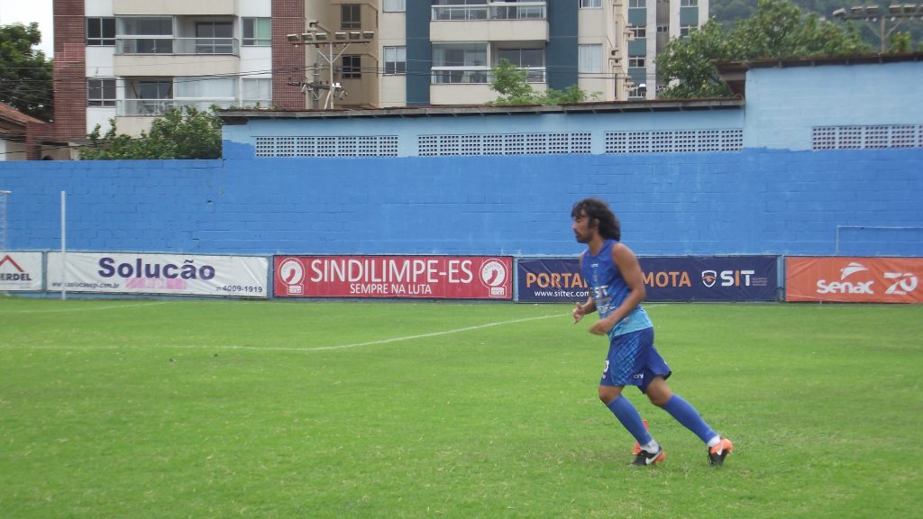 tabata 1024x576 - Valendo vaga na final: Vitória se prepara para os confrontos decisivos contra o Estrela.