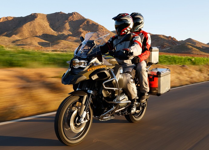 Feriado mais seguro para motociclistas e garupas