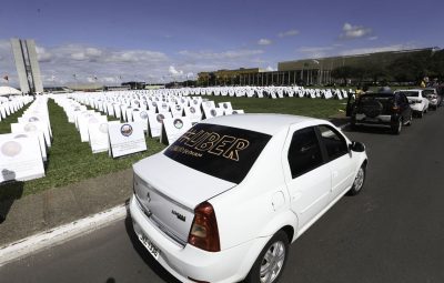 Uber 1 400x255 - STF decide que não se pode impedir atuação de motoristas de aplicativo