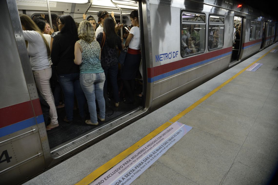Metrô do Distrito Federal entra em greve por tempo indeterminado