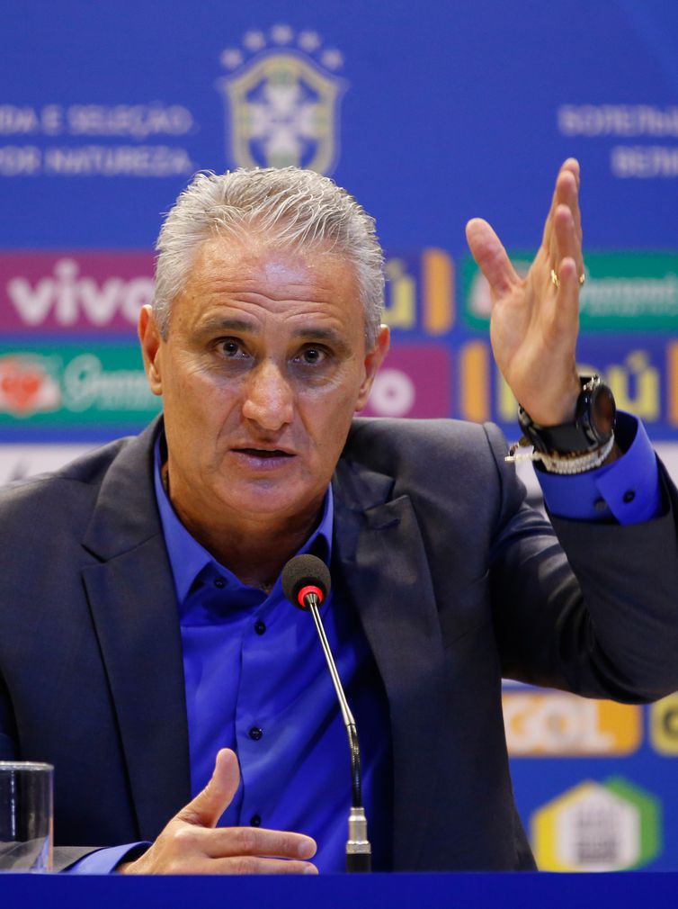 Tite convoca seleção brasileira de futebol para a Copa América