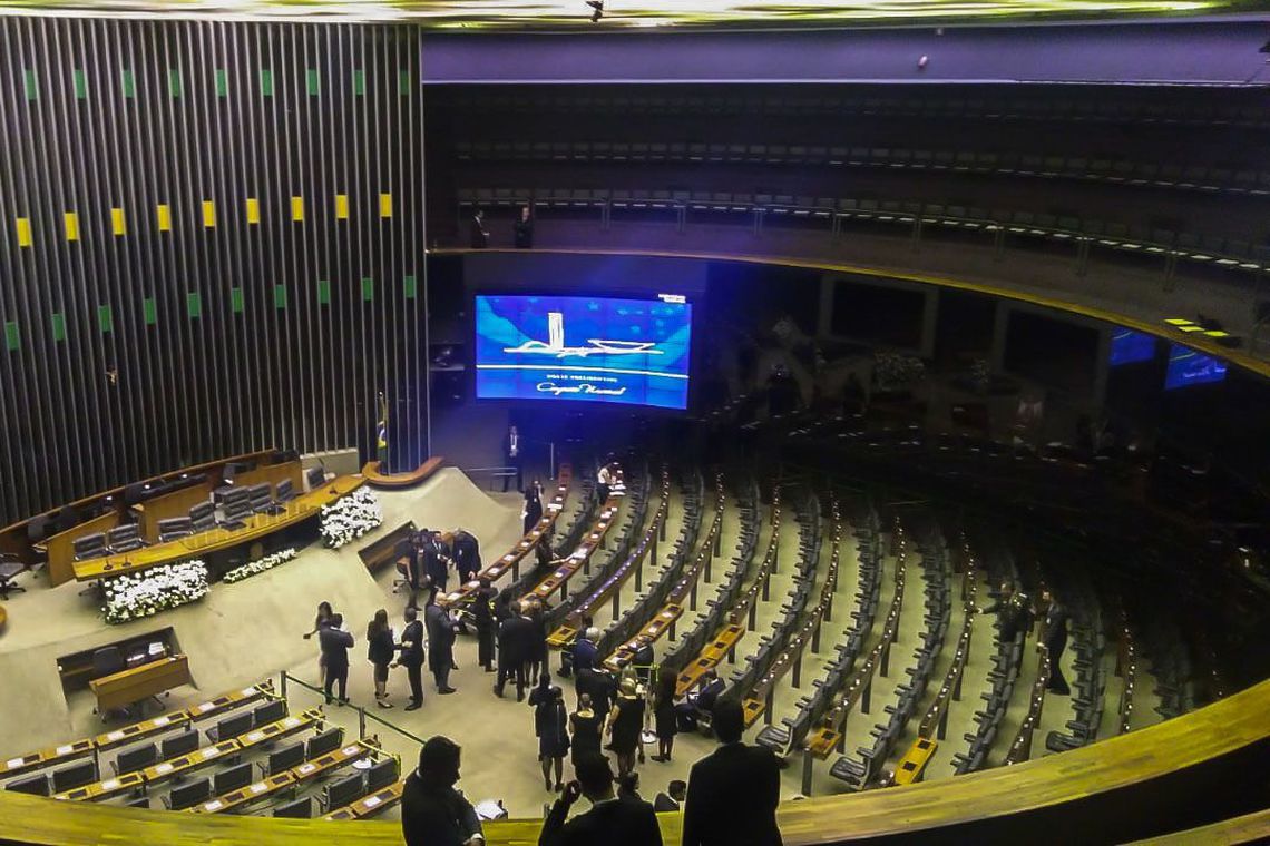 Oposição anuncia obstrução total na Câmara do Deputados