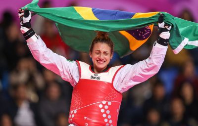 Milena Titoneli na categoria até 67 kg 400x255 - Em dia de muitas medalhas no Pan, taekwondo brasileiro faz história