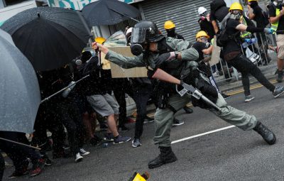 Polícia reprime novos protestos em Hong Kong 400x255 - Polícia reprime novos protestos em Hong Kong