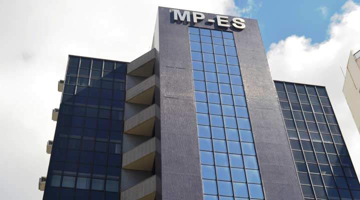 Leis que extinguem cargos efetivos e criam comissionados no MPES são sancionadas. Entenda o que muda!