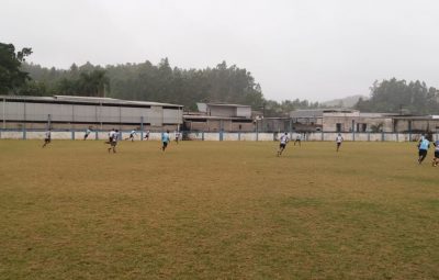 iconha x brasil de cariacica 1 400x255 - Em super jogo, Charlim marca duas vezes e Iconha vence Brasil de Cariacica pelo sub 20.