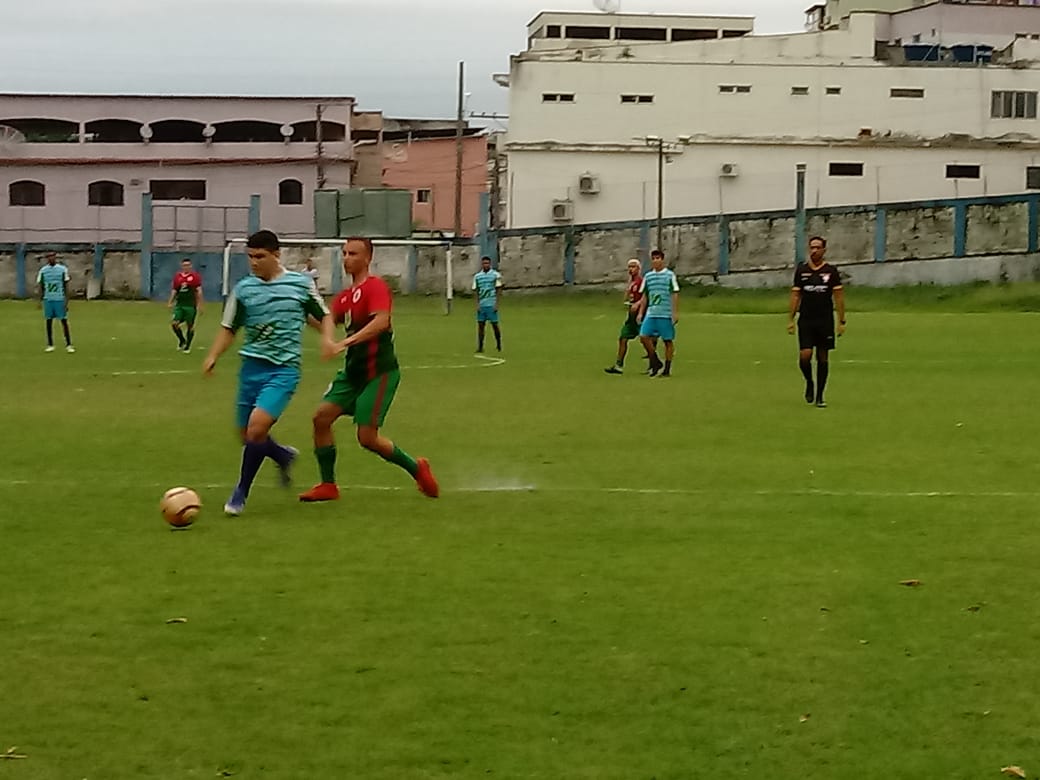 Carrerinha inspirado, faz um poker-trick, Iconha FC vence o Náutico e fará a final da copa Cariacica sub 20