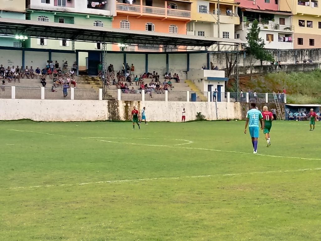 WhatsApp Image 2019 11 17 at 21.25.48 1024x768 - Carrerinha inspirado, faz um poker-trick, Iconha FC vence o Náutico e fará a final da copa Cariacica sub 20