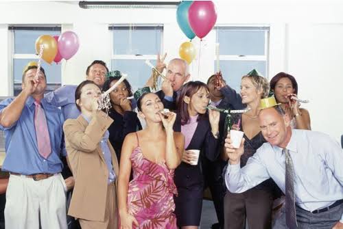 Como não dar vexame na festa da empresa?