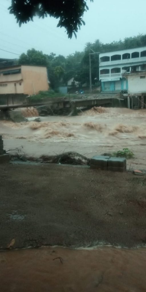 WhatsApp Image 2020 02 29 at 16.06.26 512x1024 - Chuvas deste sábado deixa população de Iconha em alerta