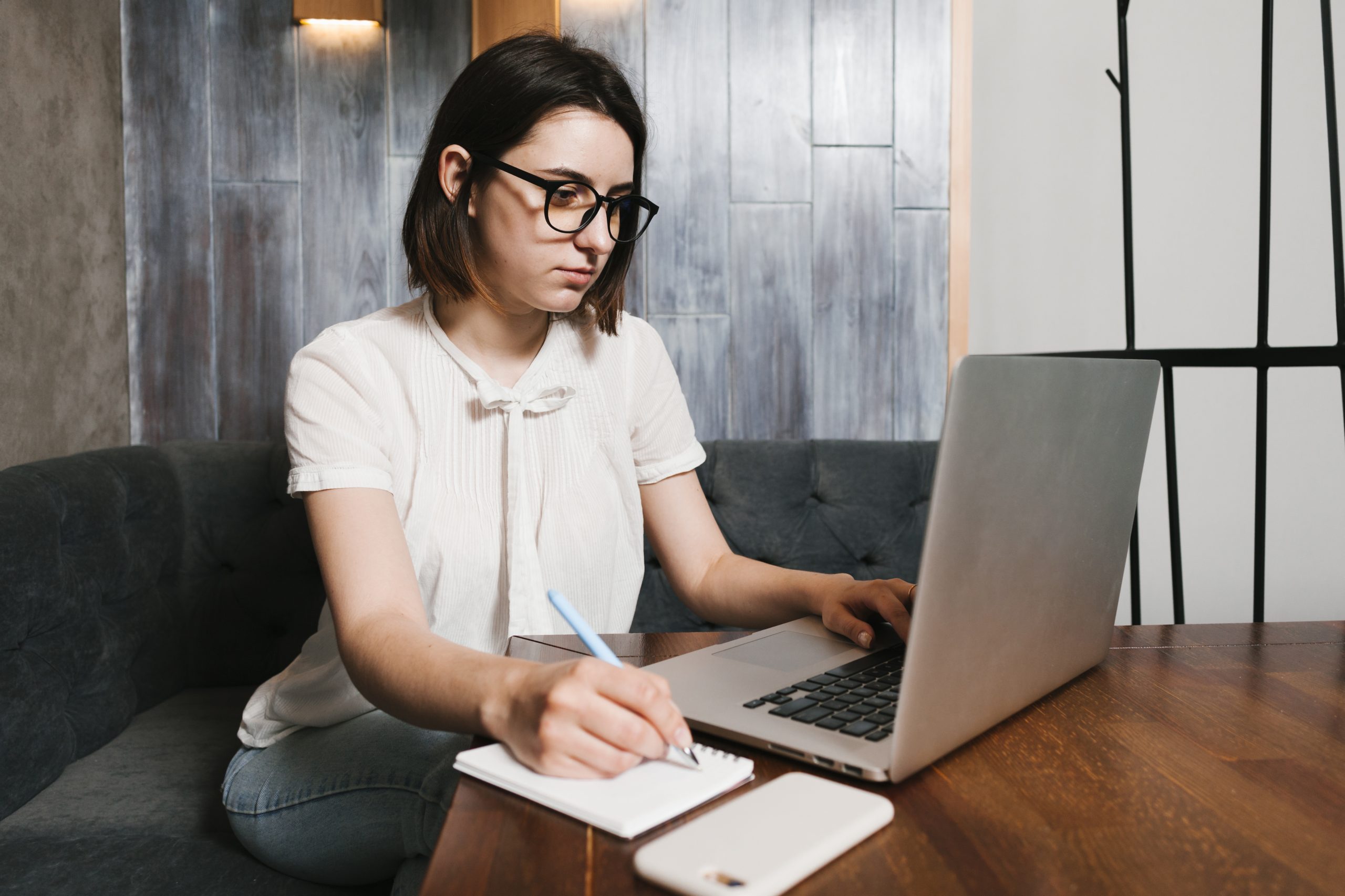 Coronavírus e o trabalho remoto: especialista dá dicas para empregado e empregador