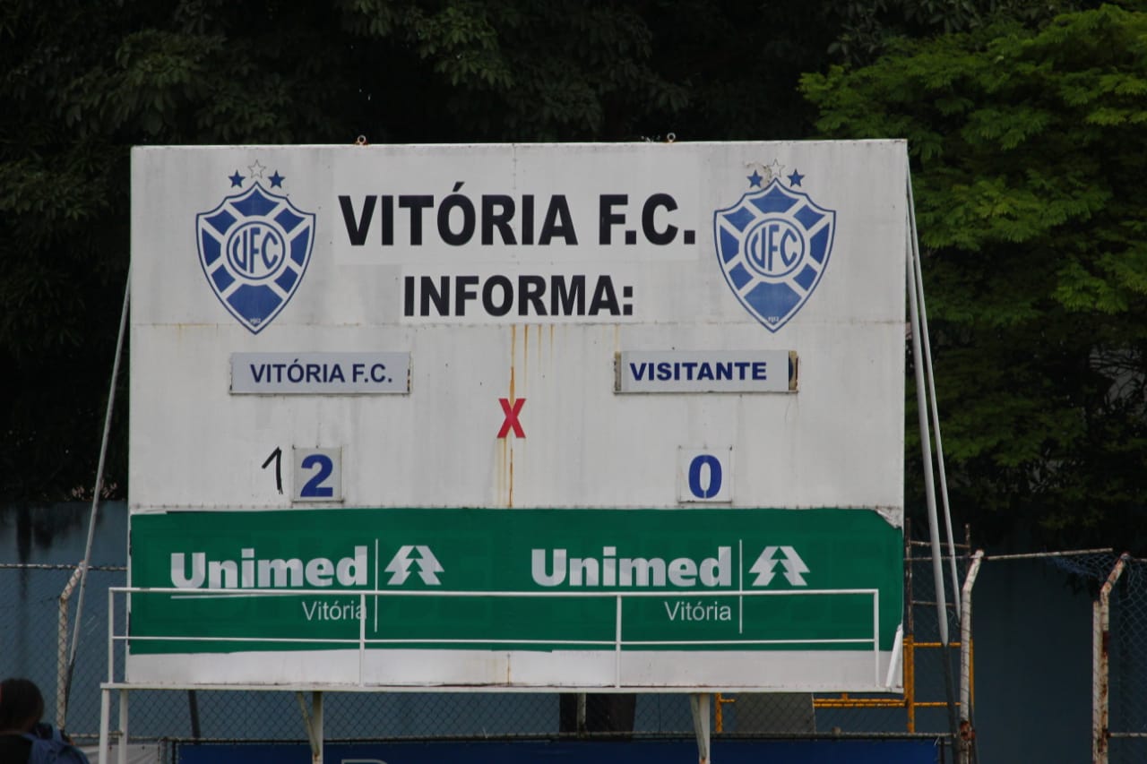 Sem dó nem piedade: Vitória aplica goleada história em cima do Linhares