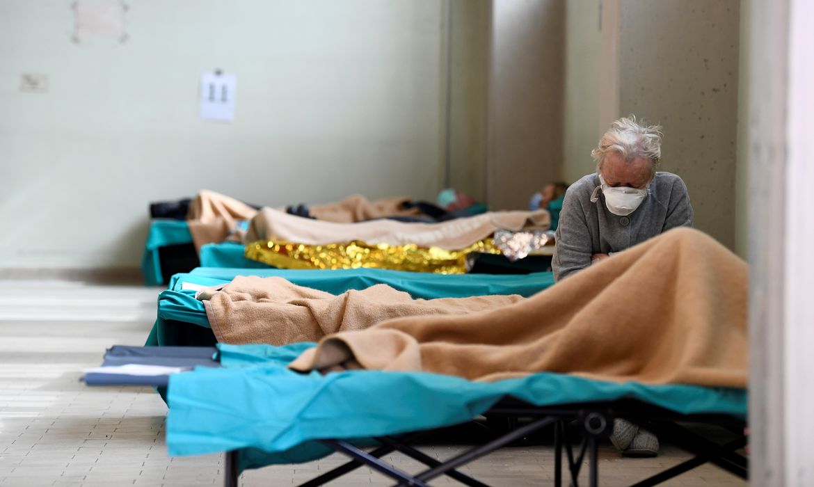 São Paulo tem 206 pessoas internadas com covid-19 em estado grave
