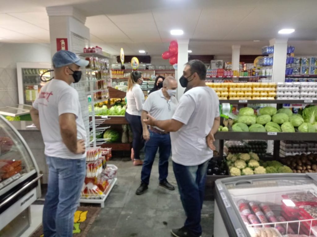 Supermercado Calenzani volta a funcionar após ficar cinco meses fechado por conta da enchente 4acbf518 1058 49ce 97c2 b9101ac0af5e 1024x768 - Supermercado Calenzani volta a funcionar após ficar cinco meses fechado por conta da enchente