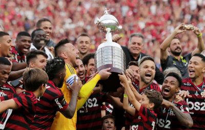 flamengo 400x255 - Torcedores do Flamengo revivem emoção do bi na Libertadores de 2019