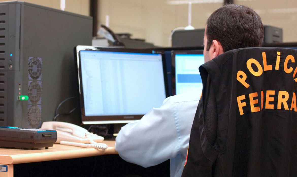 Ex-deputado é preso em operação contra fraudes em contratos no Rio