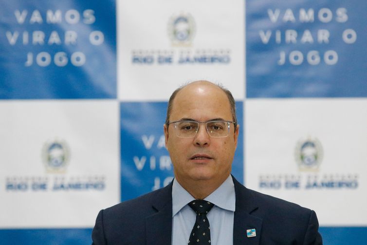 Justiça suspende nomeação de ex-secretário de Saúde por governo Witzel