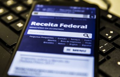 receita federal 400x255 - Receita abre consulta ao 4º lote de restituição do Imposto de Renda