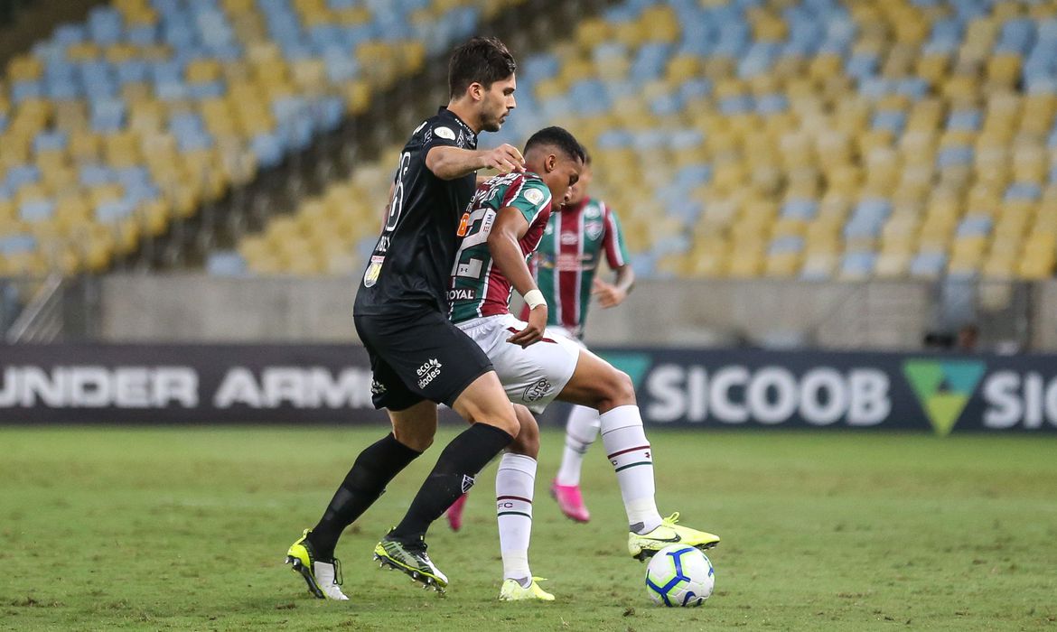 Brasileiro: líder Atlético-MG enfrenta Fluminense no Mineirão