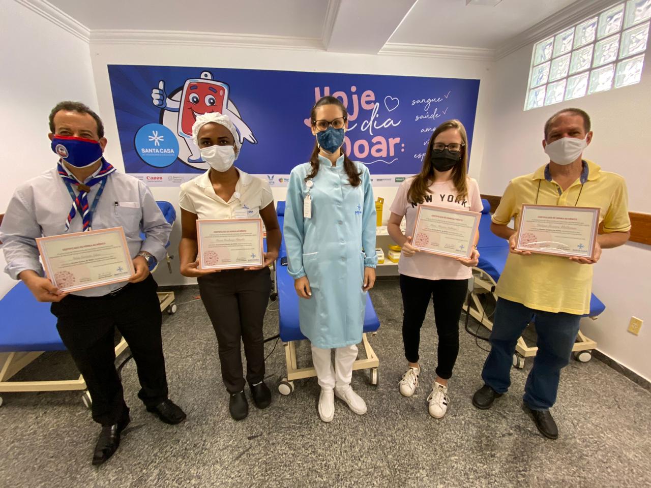Doadores de sangue recebem homenagem na Santa Casa