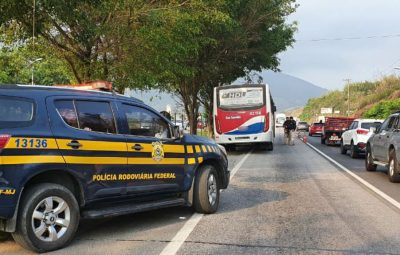 prf operacao viaria 2 400x255 - Acidentes de trânsito no feriado de Finados deixam 86 mortos no Brasil