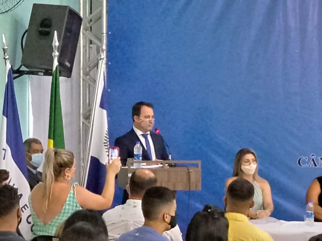 WhatsApp Image 2021 01 01 at 14.53.04 1024x768 - Prefeito eleito, vice e vereadores tomam posse em Iconha