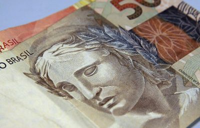 dinheiro 3 400x255 - Prévia da inflação oficial fica em 0,78% em janeiro