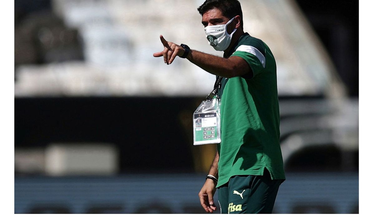 Final da Libertadores não é jogo de vida ou morte, diz Abel Ferreira