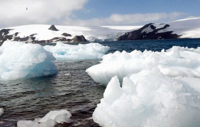 antartida arquivo agencia brasil 400x255 - Antártica: degelo provoca separação de iceberg