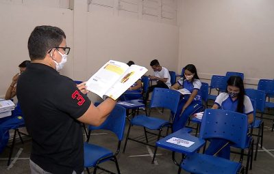 educacao 400x255 - Ministro da Educação reforça pedido para imunização de professores