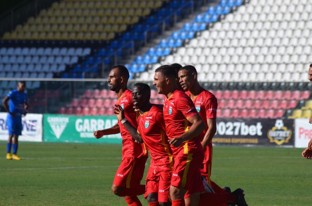 WhatsApp Image 2021 04 18 at 20.47.53 1024x678 - Camaronês Yaro Ibrahima brilha na vitória do VilaVelhense com gol e assistência