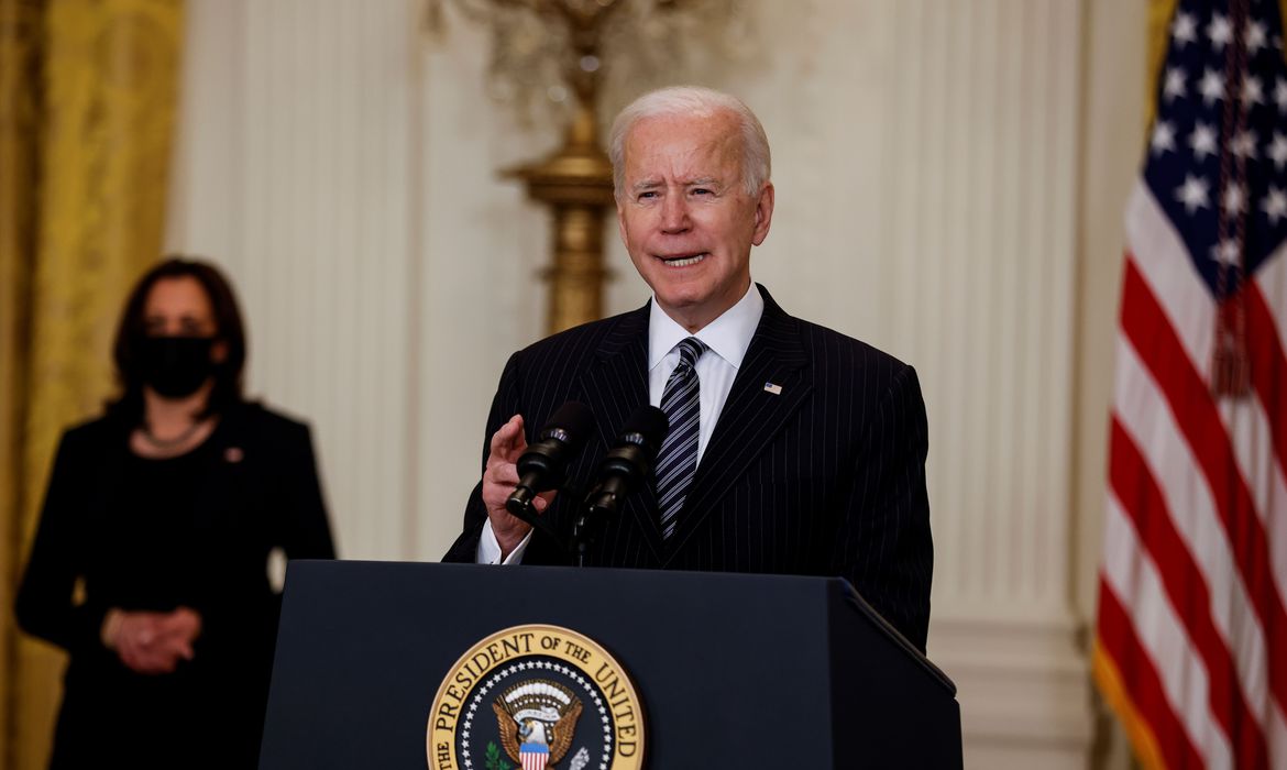 EUA: Biden sanciona criação de feriado para marcar fim da escravidão