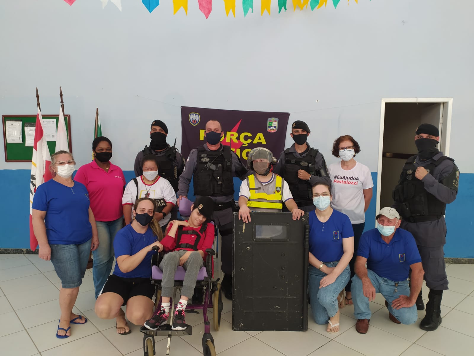 PM VISITA ASSOCIAÇÃO PESTALOZZI DE ICONHA