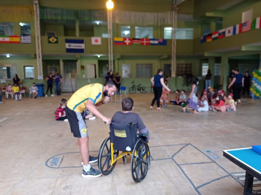 WhatsApp Image 2021 08 12 at 19.47.21 2 1024x765 - Escola de Iconha realiza prática esportiva com alunos da Educação Infantil