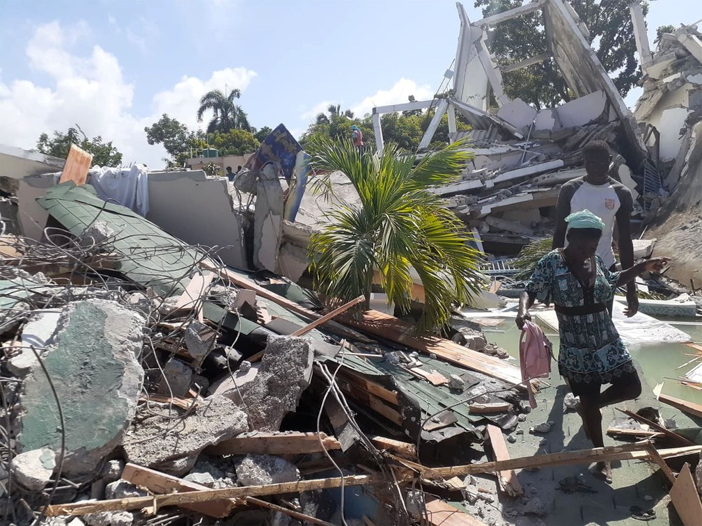 Número de mortos por terremoto no Haiti passa de 1.200