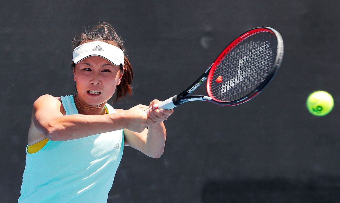 WTA ameaça retirar torneios de tênis da China devido a caso Peng Shuai