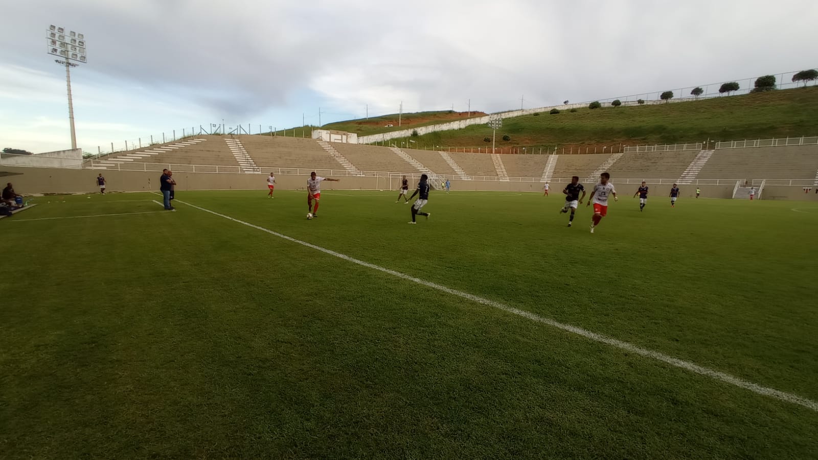 VilaVelhense joga bem, mas é derrotado pelo Tombense em amistoso