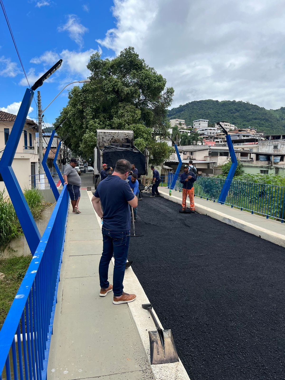 Prefeitura de Iconha recupera ponte danificada por enchente no centro da cidade