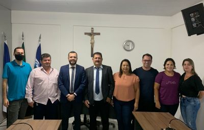 WhatsApp Image 2022 04 06 at 16.35.13 400x255 - Vereador de Iconha renúncia e suplente toma posse