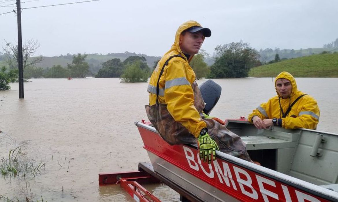 Chuvas: Santa Catarina tem 22 cidades em situação de emergência
