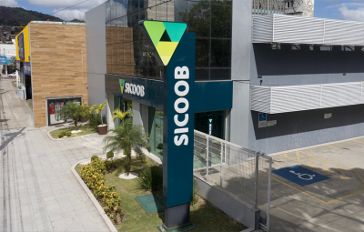 Agencia Sicoob em Vitoria 400x255 - Resultado bruto do Sicoob ES alcança marca histórica de R$ 403 milhões no primeiro semestre