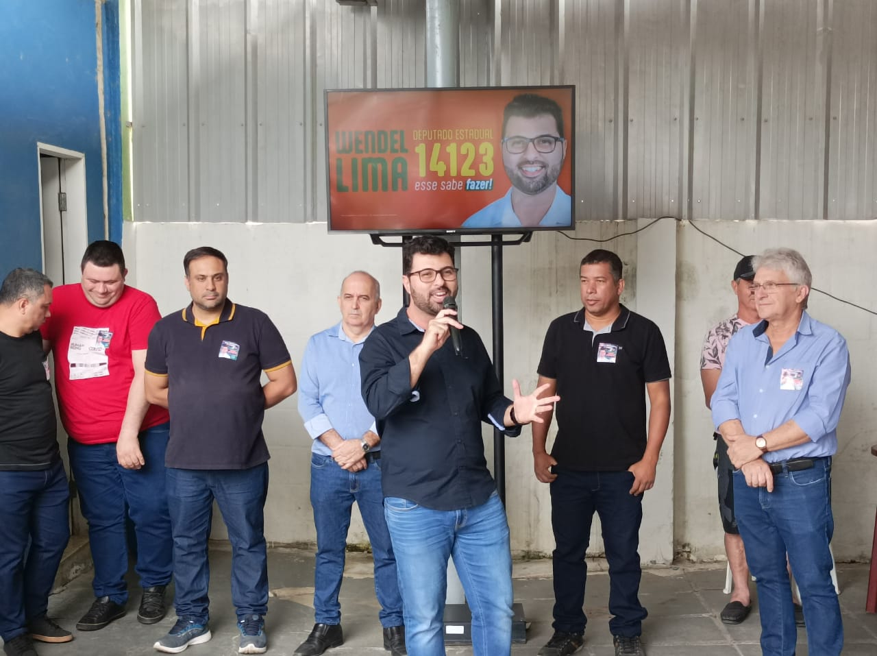 Candidato a deputado estadual Wendel Lima se reúne com apoiadores em Iconha.