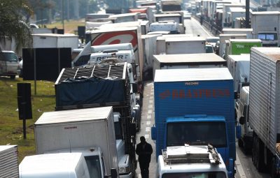 bloqueios de rodovias em sao paulo 400x255 - Transportadores rodoviários de carga não precisarão renovar registro
