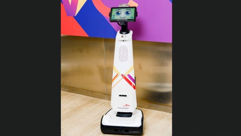 [Cachoeiro] Robô que interage com humanos será apresentado em feira de inovação do Ifes