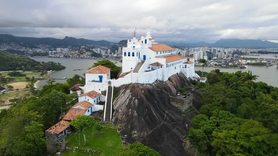 ‘Réveillon Luz’ no Convento da Penha, que teria bebida e até DJs, é cancelado